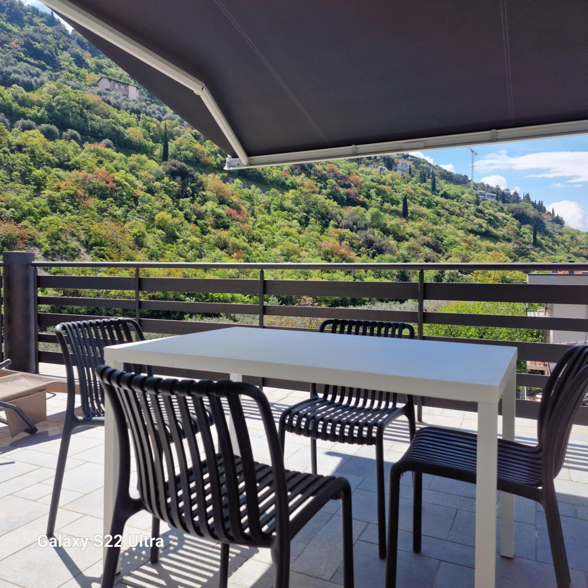 Appartamento Casa Alice Torbole Sul Garda Esterno foto